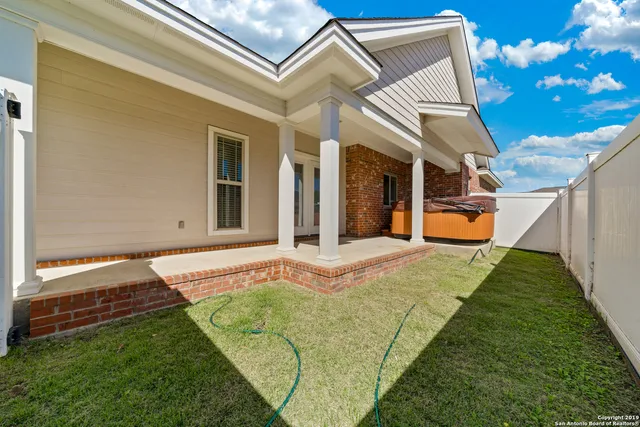 $2,250 | 2304 Village Path, New Braunfels, TX 78130