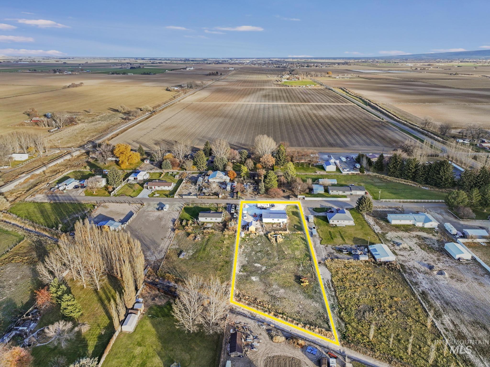 89 South 860 Road West Paul, ID 83347 - Photo 32 of 36