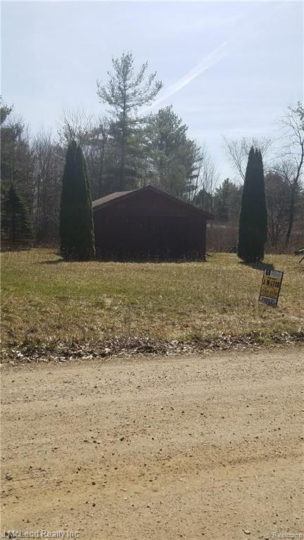18-20 Duck Pond Road Millington, MI 48746 - Photo 6 of 9 Gallery Image 6