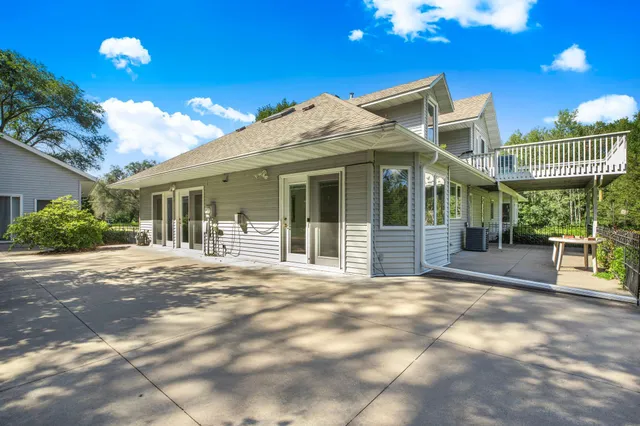 $519,900 | 5110 Northeast River Road, Sauk Rapids, MN 56379