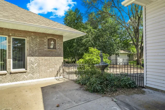 $519,900 | 5110 Northeast River Road, Sauk Rapids, MN 56379