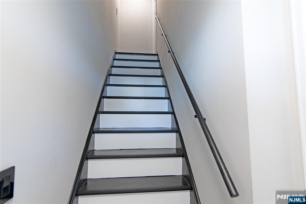 162 Spring Street, Unit 4 Orange, NJ 07050 - Photo 24 of 31