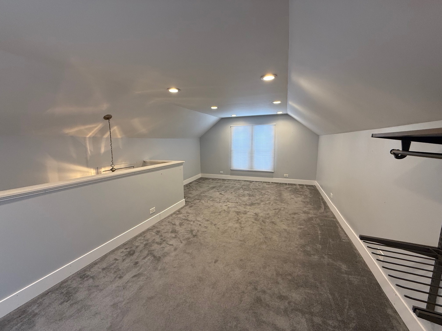 15036 West Russell Road Zion, IL 60099 - Photo 10 of 13 a view of an empty room