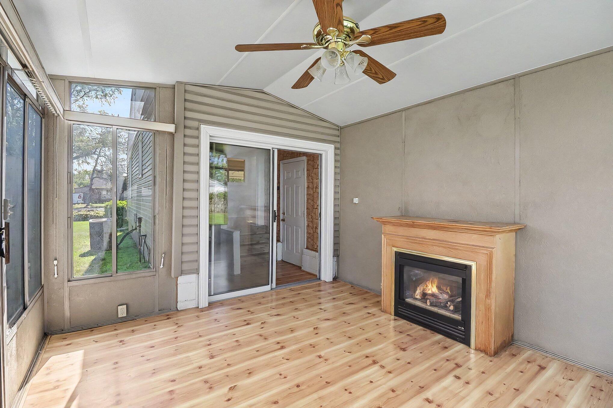 47709 Greenview Road Utica, MI 48317 - Photo 17 of 30 011_file_5830