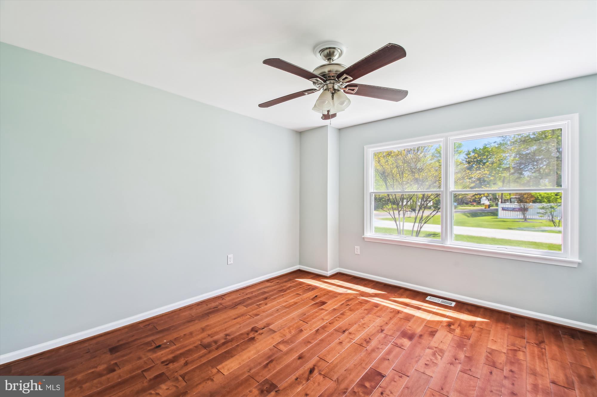 1485 Cedarhurst Road Shady Side, MD 20764 - Photo 20 of 54 Dining Room