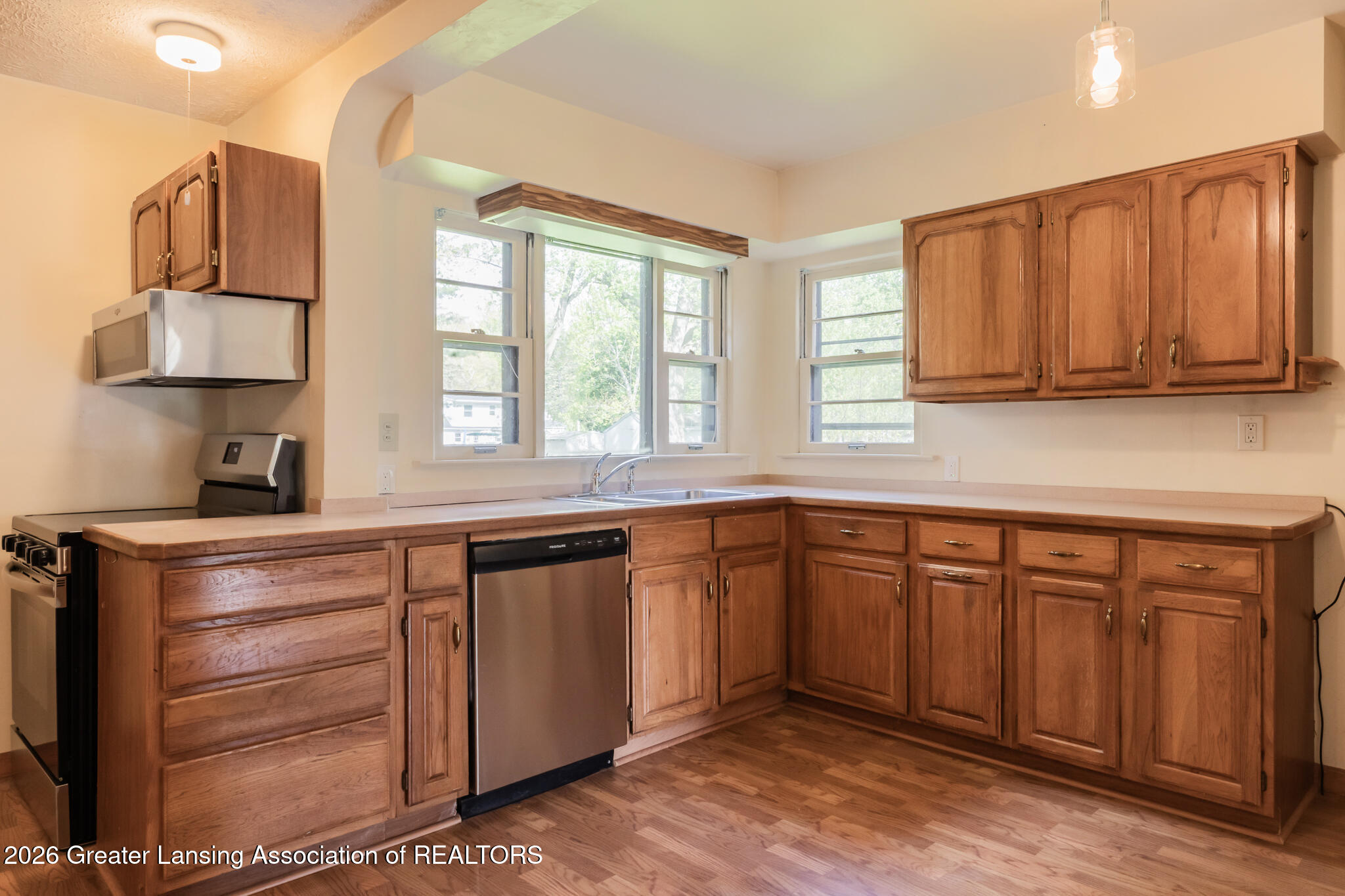 1021 Bretton Road Lansing, MI 48917 - Photo 15 of 46 1021 Bretton