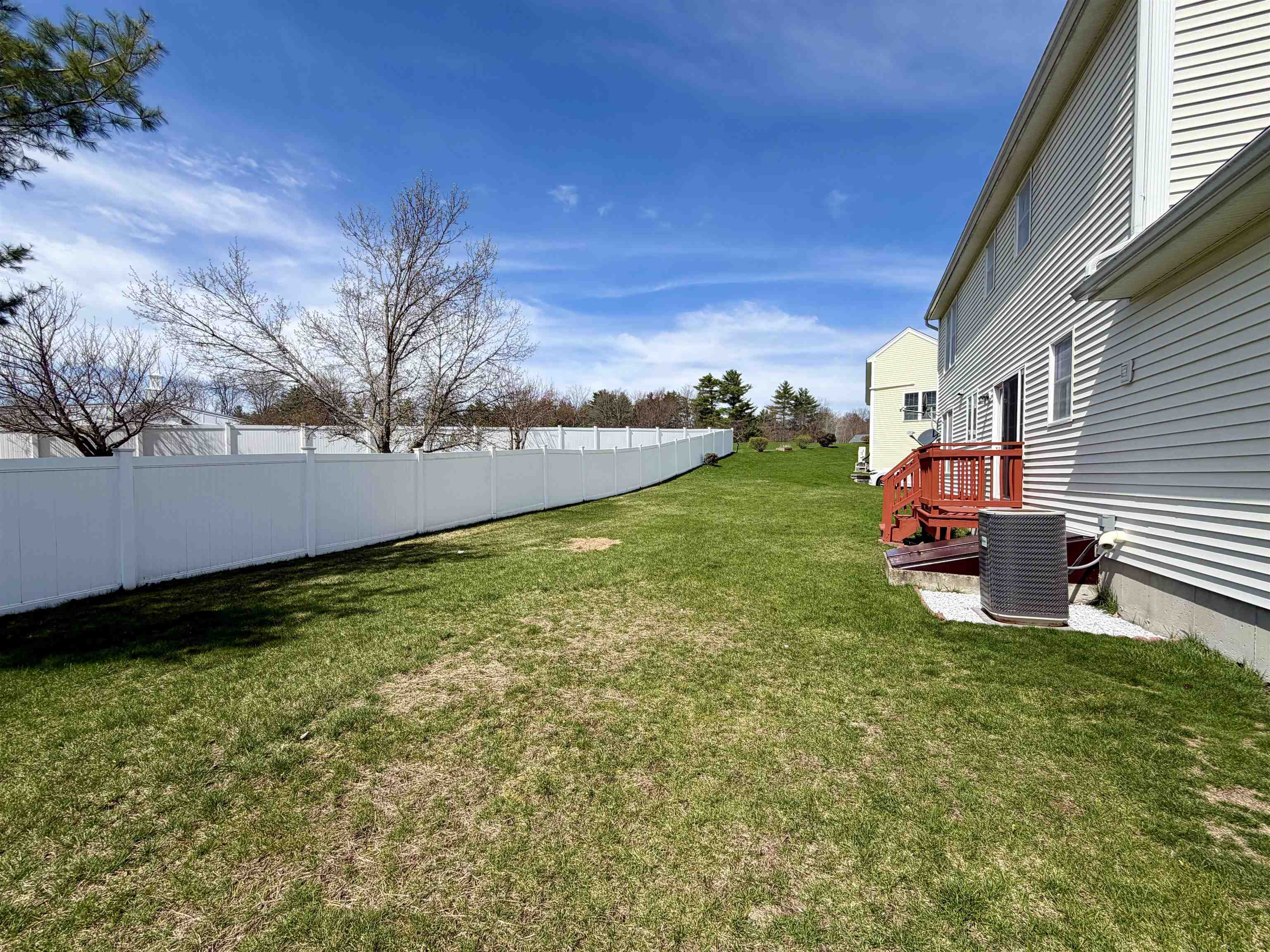 8 Normandy Way Nashua, NH 03063 - Photo 19 of 24