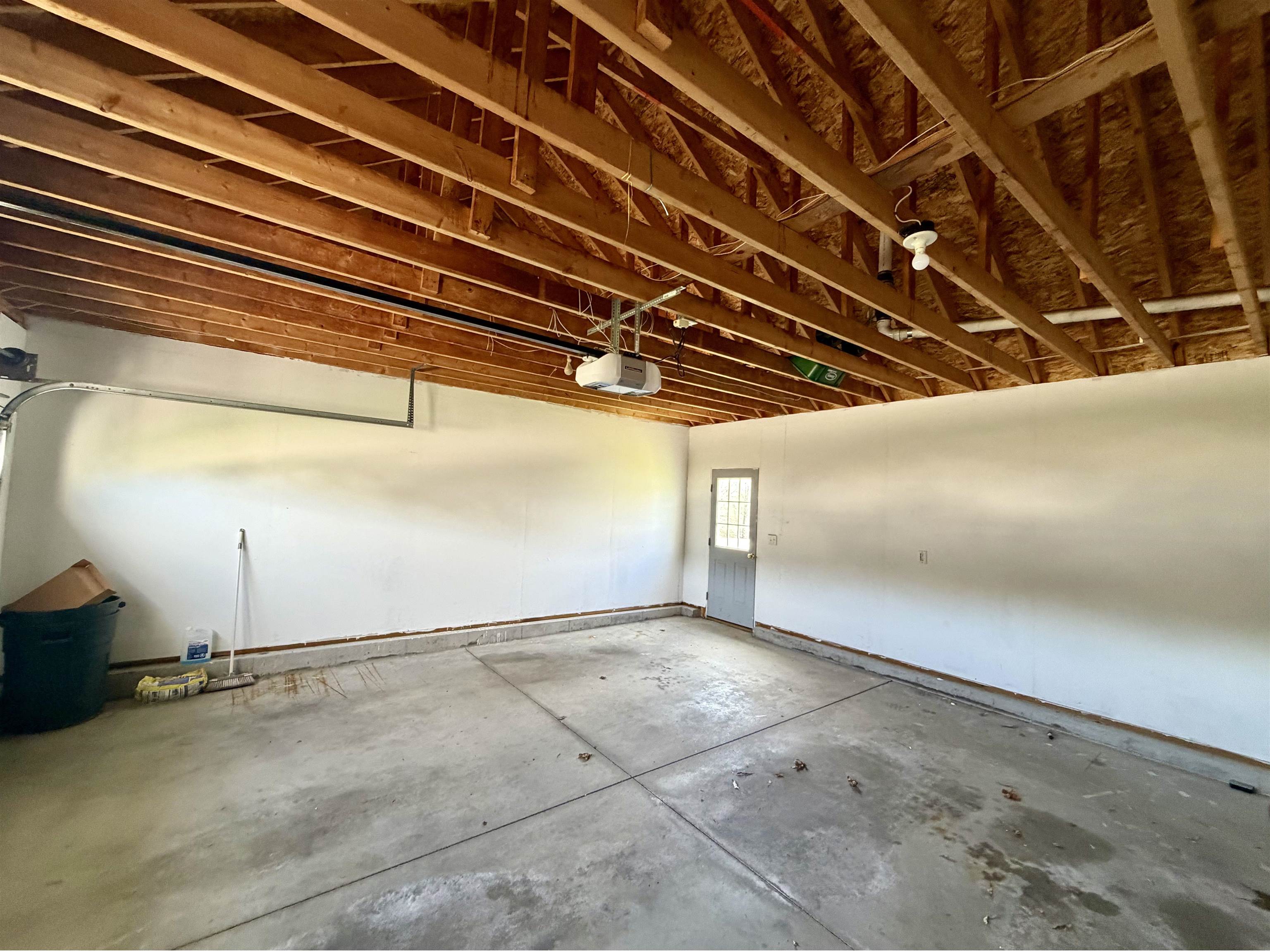 8 Normandy Way Nashua, NH 03063 - Photo 23 of 24