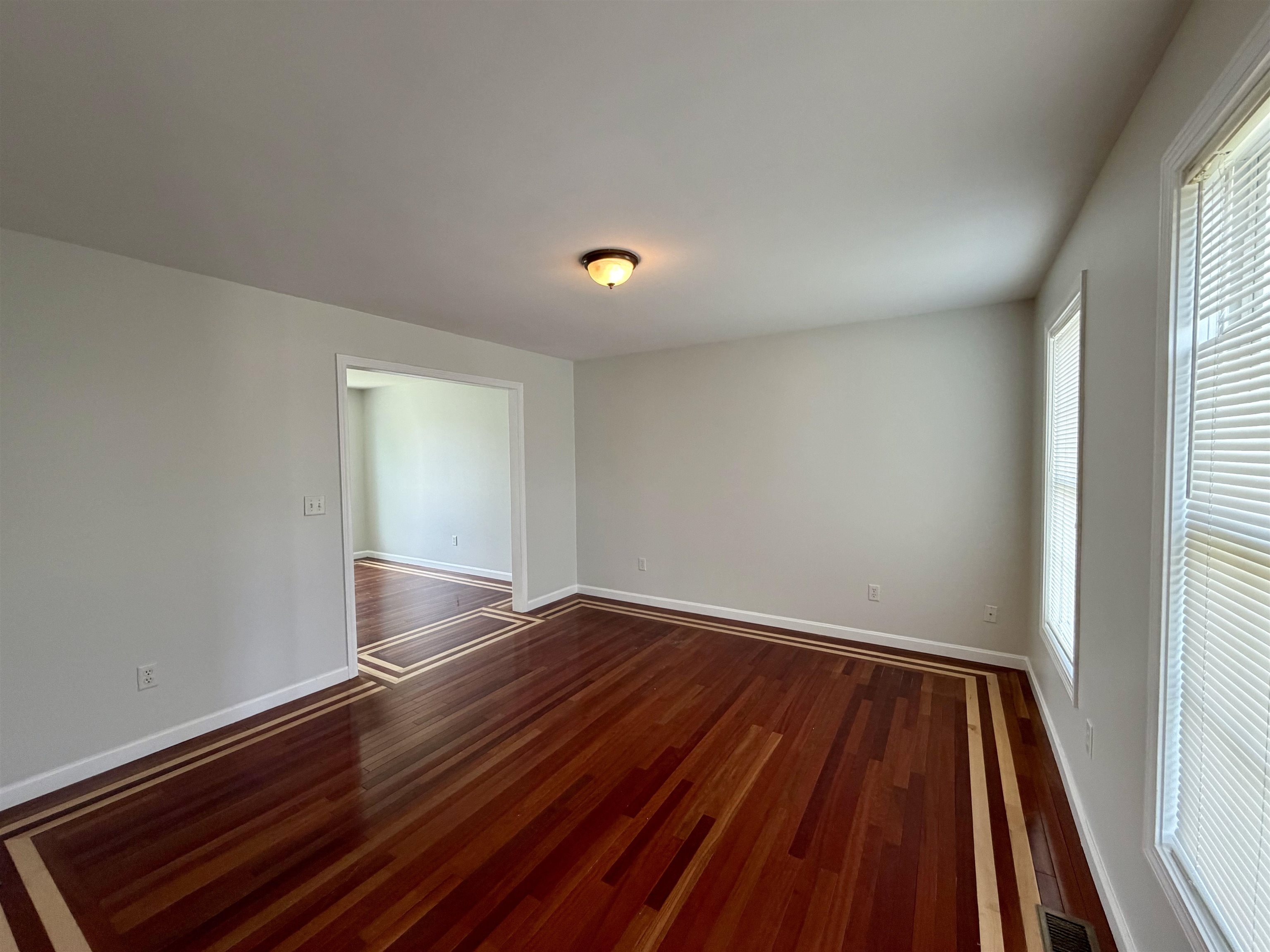 8 Normandy Way Nashua, NH 03063 - Photo 5 of 24