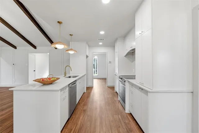 $549,900 | 2822 Wentwood Drive, Grapevine, TX 76051