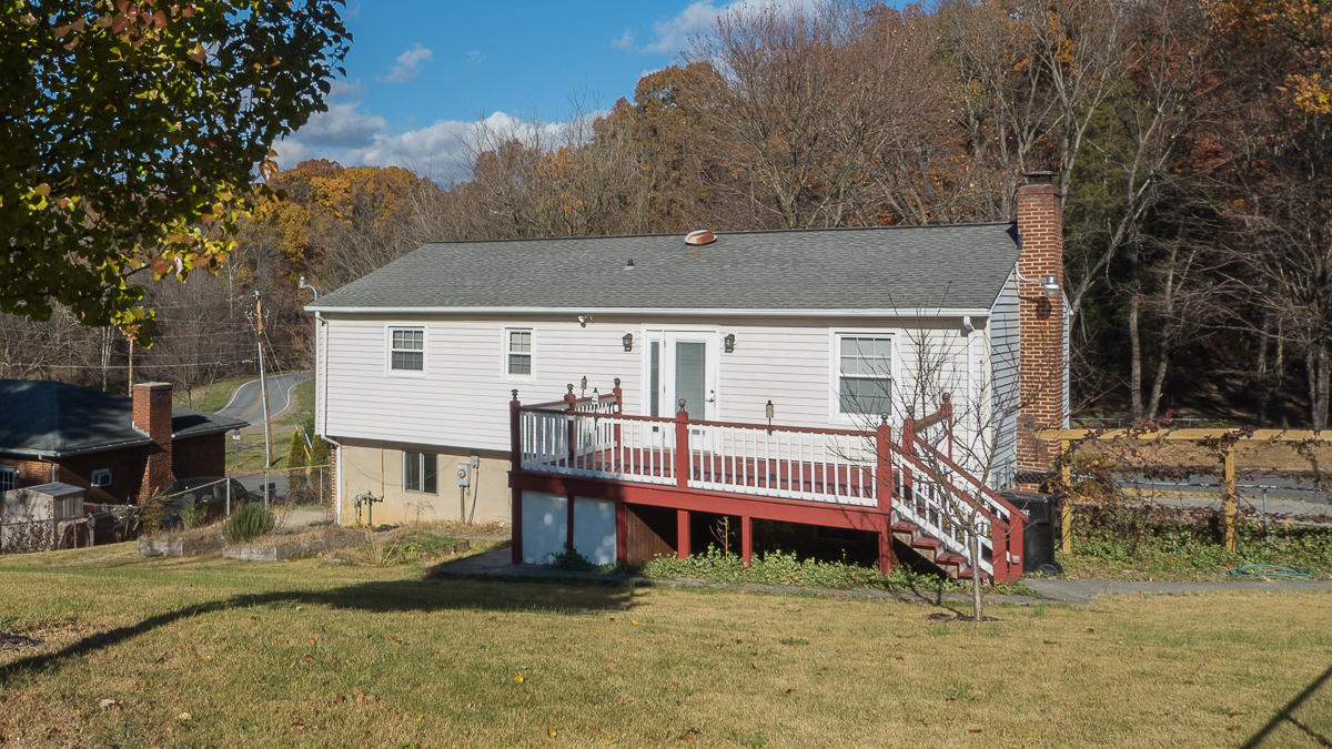 5552 Twilight Road Roanoke, VA 24019 - Photo 3 of 37 00003