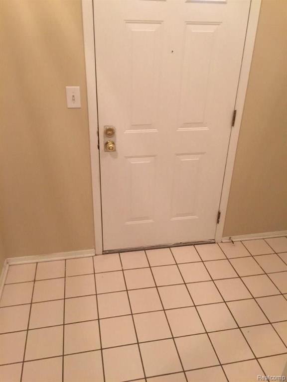 36946 Ridgedale Court Farmington Hills, MI 48331 - Photo 35 of 39