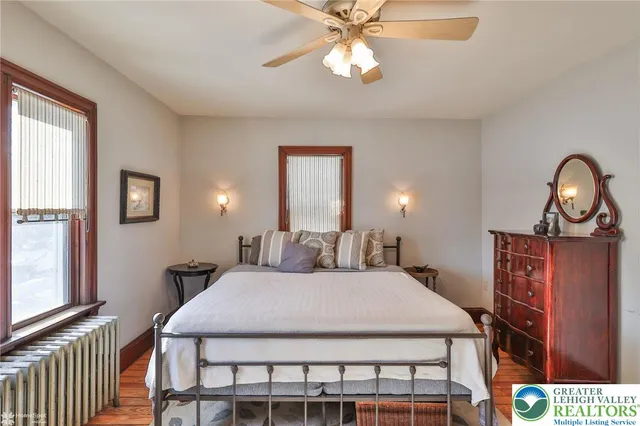 $659,900 | 507 East Station Avenue, Coopersburg, PA 18036