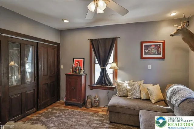 $659,900 | 507 East Station Avenue, Coopersburg, PA 18036