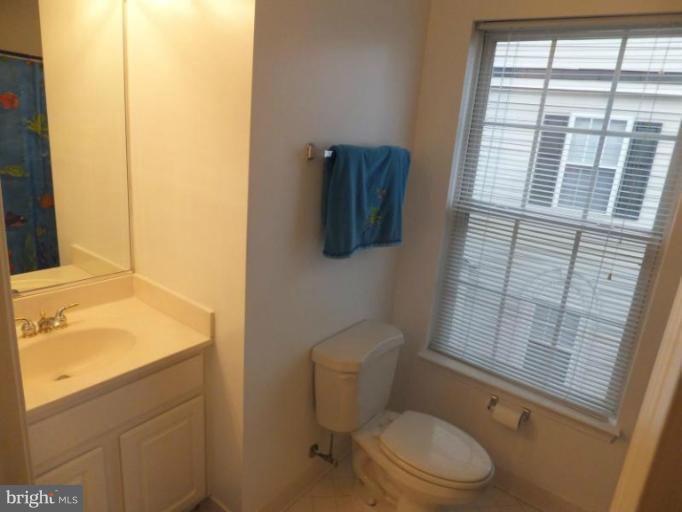 9234 Lorton Valley Road Lorton, VA 22079 - Photo 20 of 25 Bath