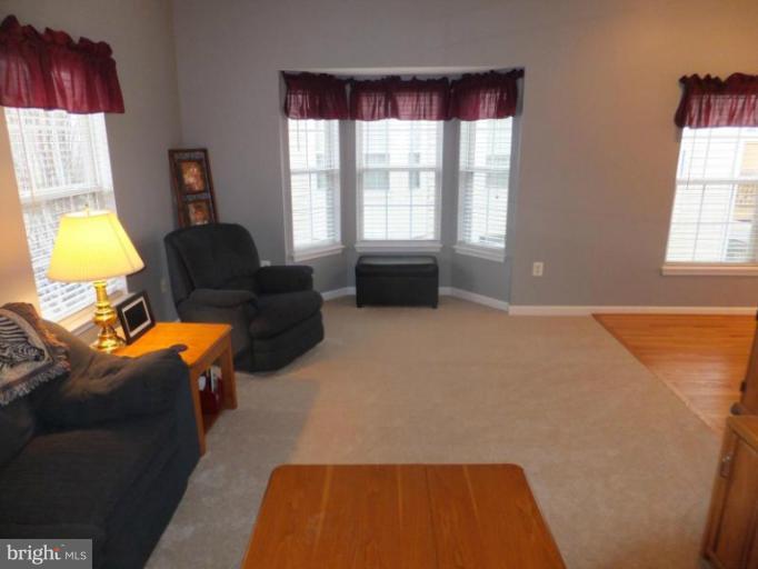 9234 Lorton Valley Road Lorton, VA 22079 - Photo 8 of 25 Living Room