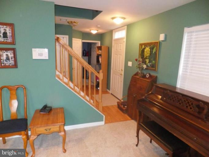 9234 Lorton Valley Road Lorton, VA 22079 - Photo 9 of 25 Family Room