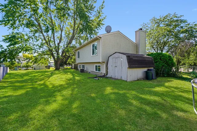a house view with a outdoor space