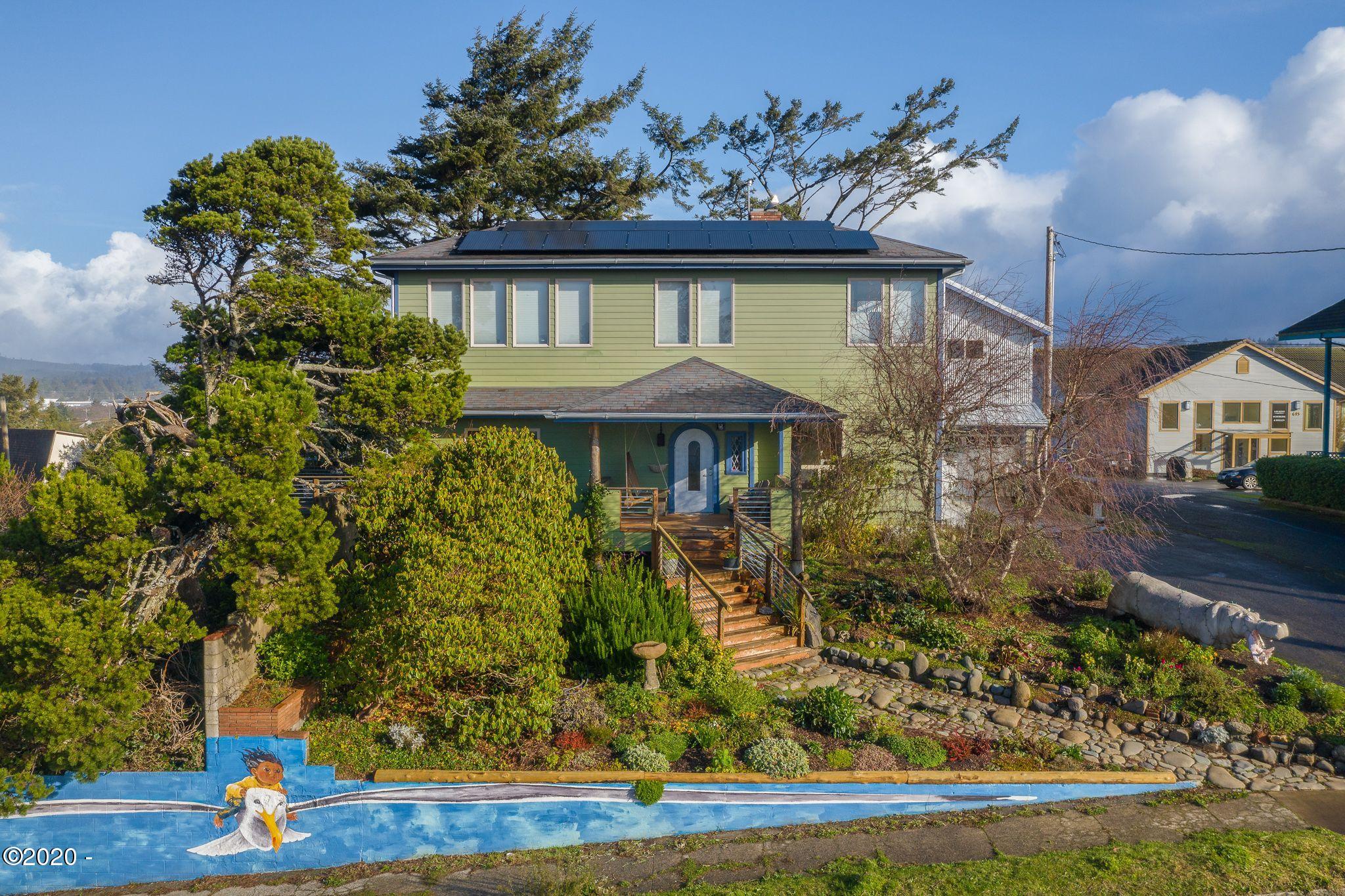 517 Southwest Hurbert Street Newport, OR 97365 - Photo 54 of 56 517SWHurbertAerial (1)
