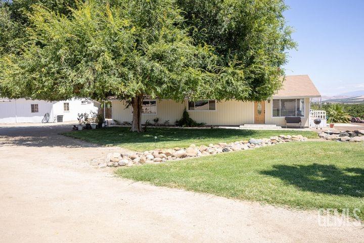 Undisclosed Address Terra Bella, CA 93270 - Photo 3 of 38