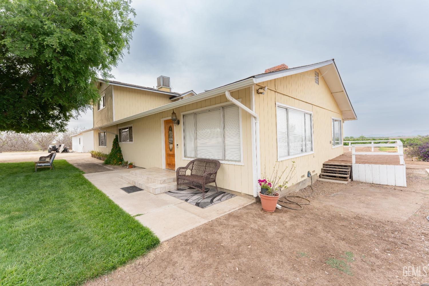 Undisclosed Address Terra Bella, CA 93270 - Photo 5 of 38