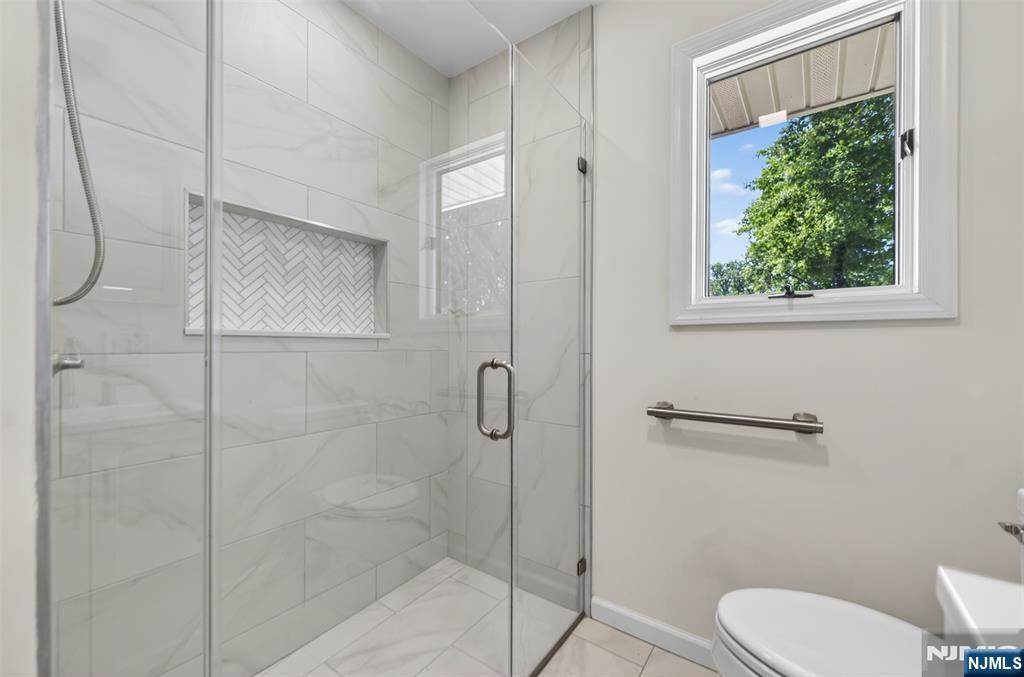 101 Sheldon Street Wyckoff, NJ 07481 - Photo 12 of 17