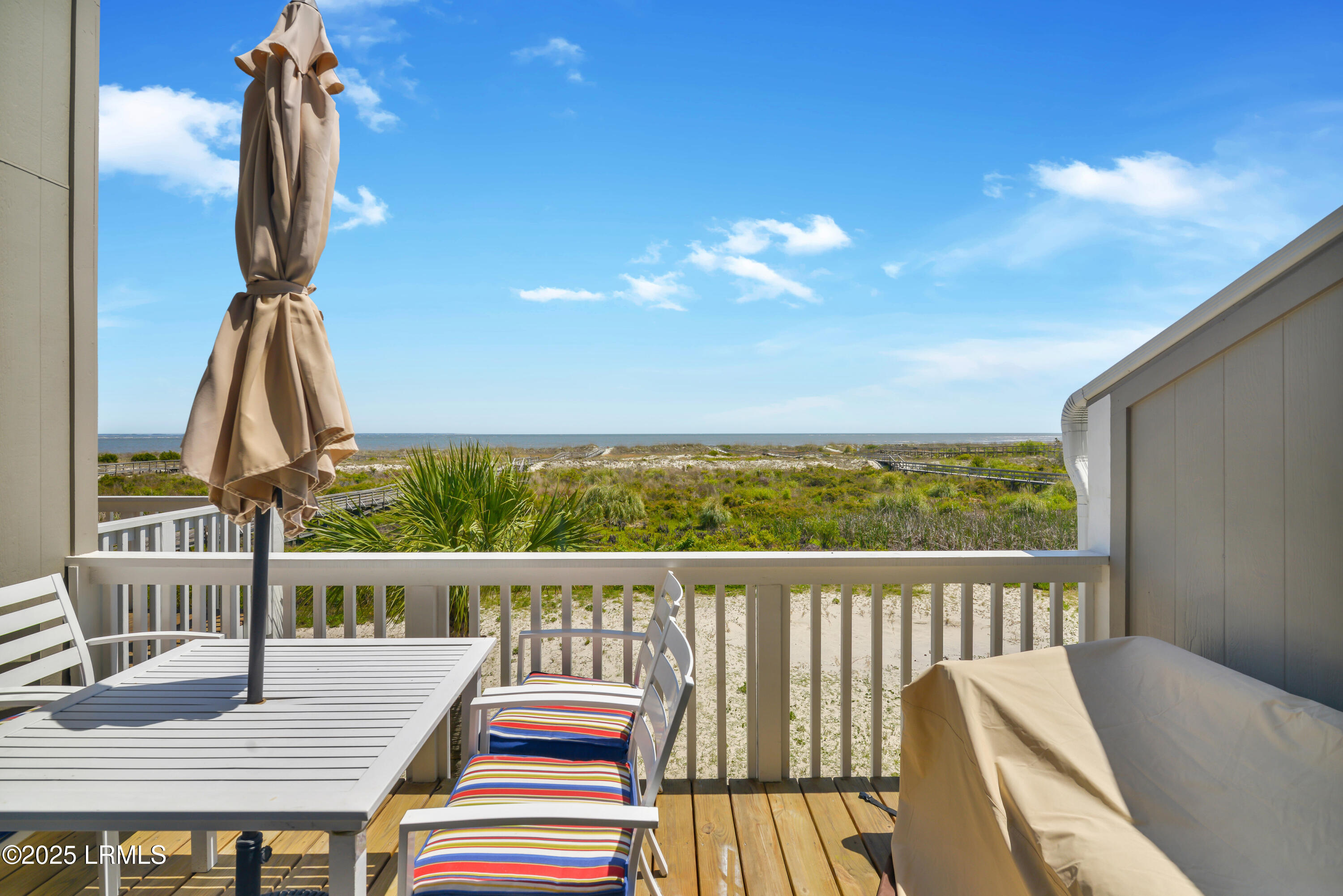 5 Cedar Reef, Unit D213 Harbor Island, SC 29920 - Photo 2 of 34 _ROB9426.jpg-FULL