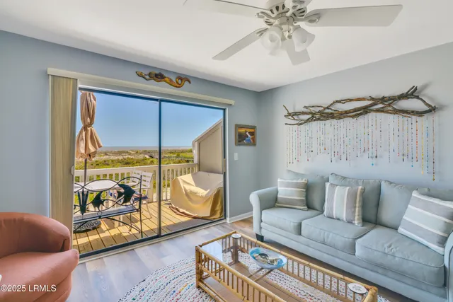 $419,000 | 5 Cedar Reef, Unit D213, Harbor Island, SC 29920