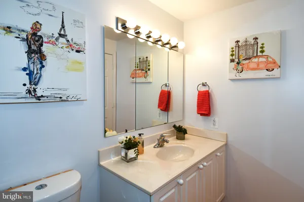 $349,000 | 3100 North Leisure World Boulevard, Unit 811, Silver Spring, MD 20906