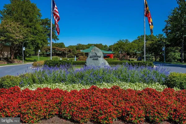 $349,000 | 3100 North Leisure World Boulevard, Unit 811, Silver Spring, MD 20906