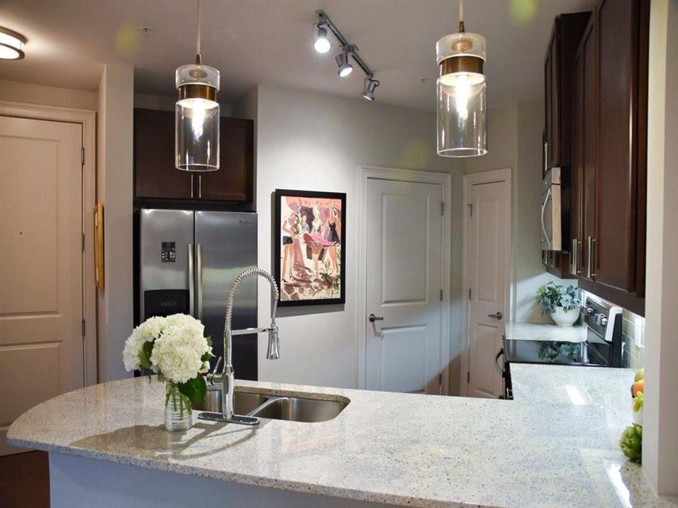 92 West Paces Ferry Road Northwest, Unit 9027 Atlanta, GA 30305 - Photo 10 of 49