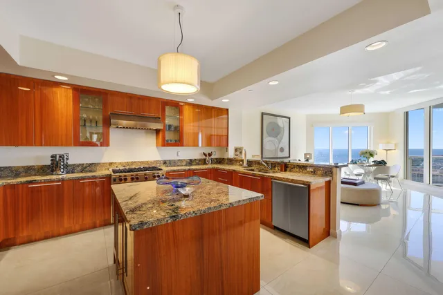$3,995,000 | 2700 North Ocean Drive, Unit 1604A, Singer Island, FL 33404
