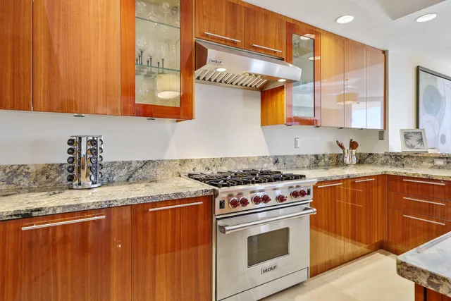 $3,995,000 | 2700 North Ocean Drive, Unit 1604A, Singer Island, FL 33404