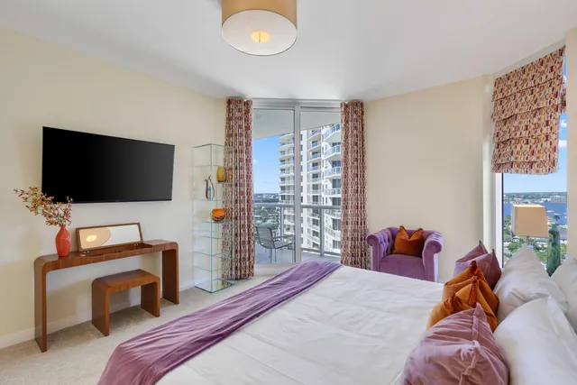 $3,995,000 | 2700 North Ocean Drive, Unit 1604A, Singer Island, FL 33404