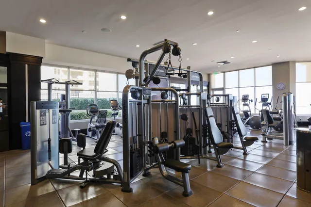 $3,995,000 | 2700 North Ocean Drive, Unit 1604A, Singer Island, FL 33404