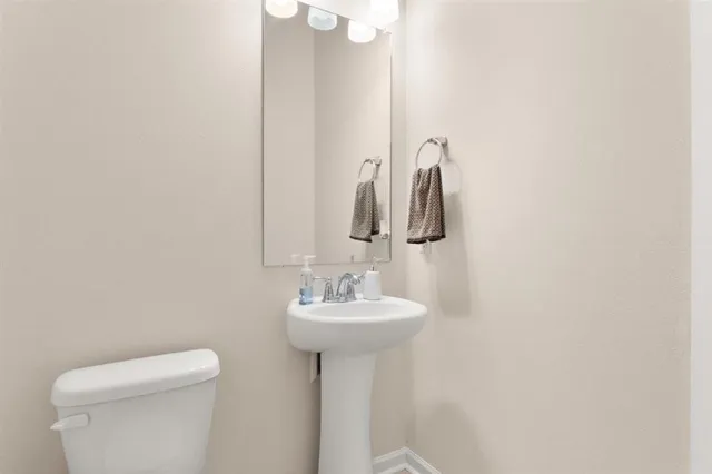 $275,000 | 3195 Baywood Avenue, Lake Charles, LA 70607