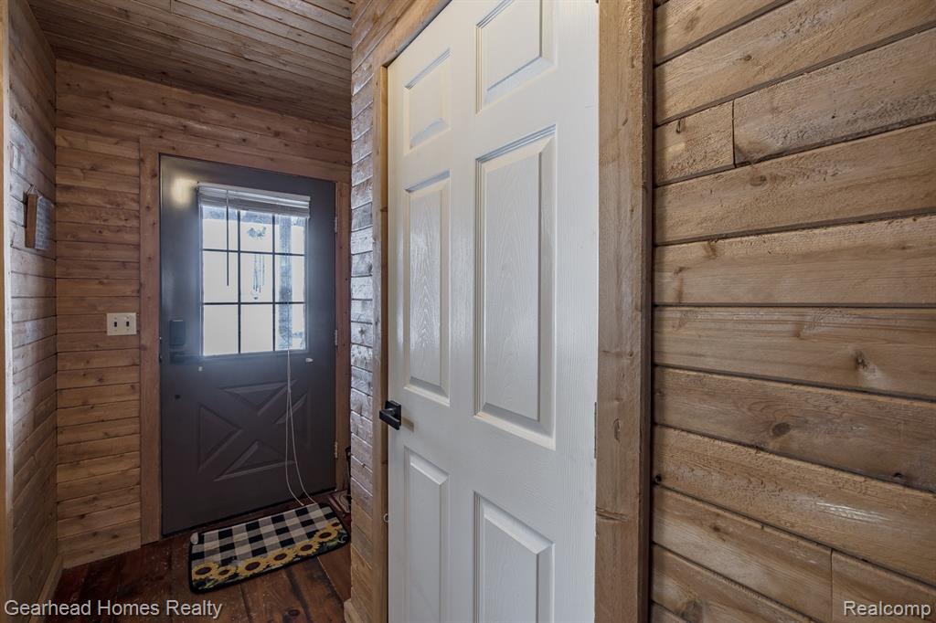 23100 Pratt Road Armada, MI 48005 - Photo 8 of 80