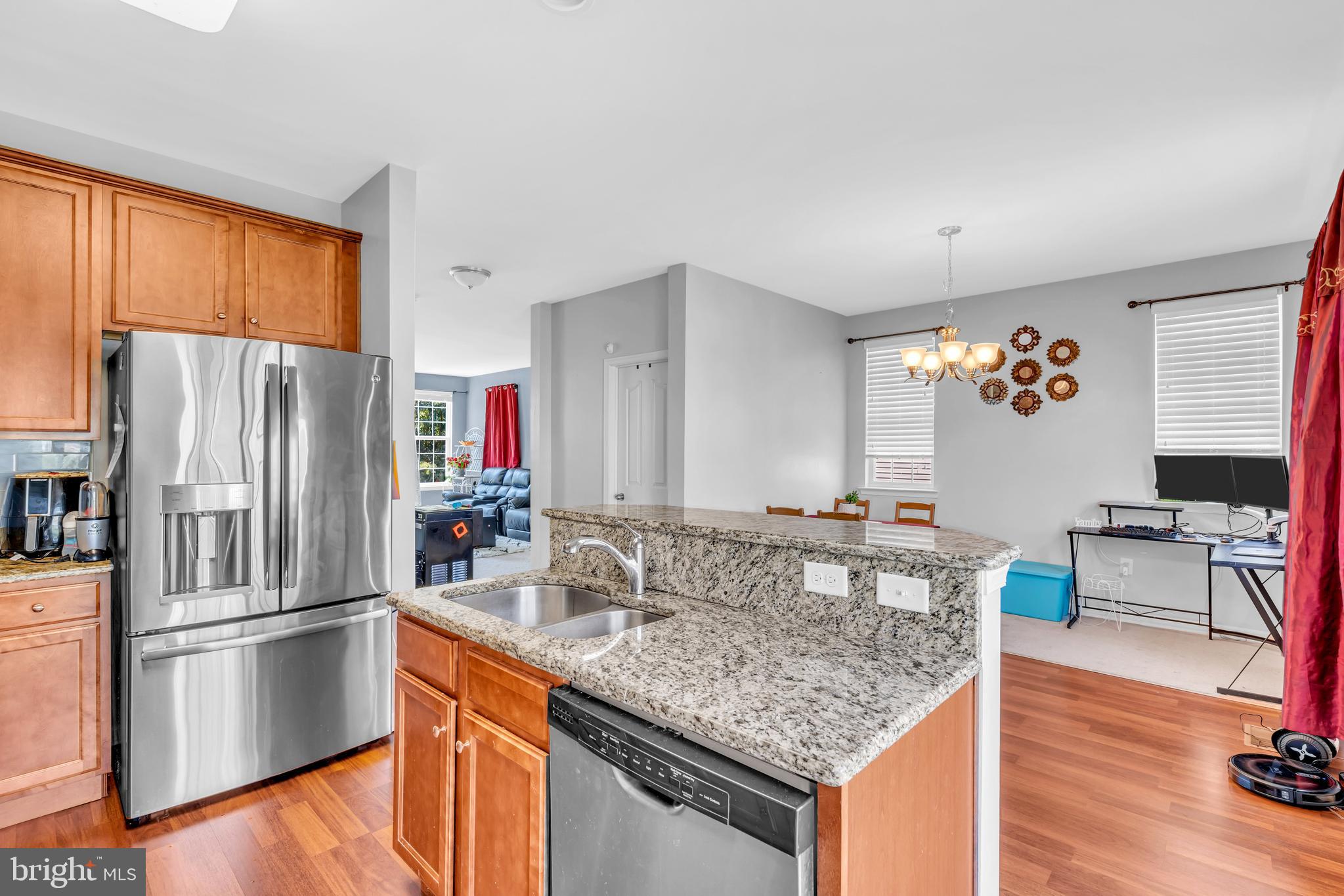 102 Creekside Way Burlington, NJ 08016 - Photo 15 of 40