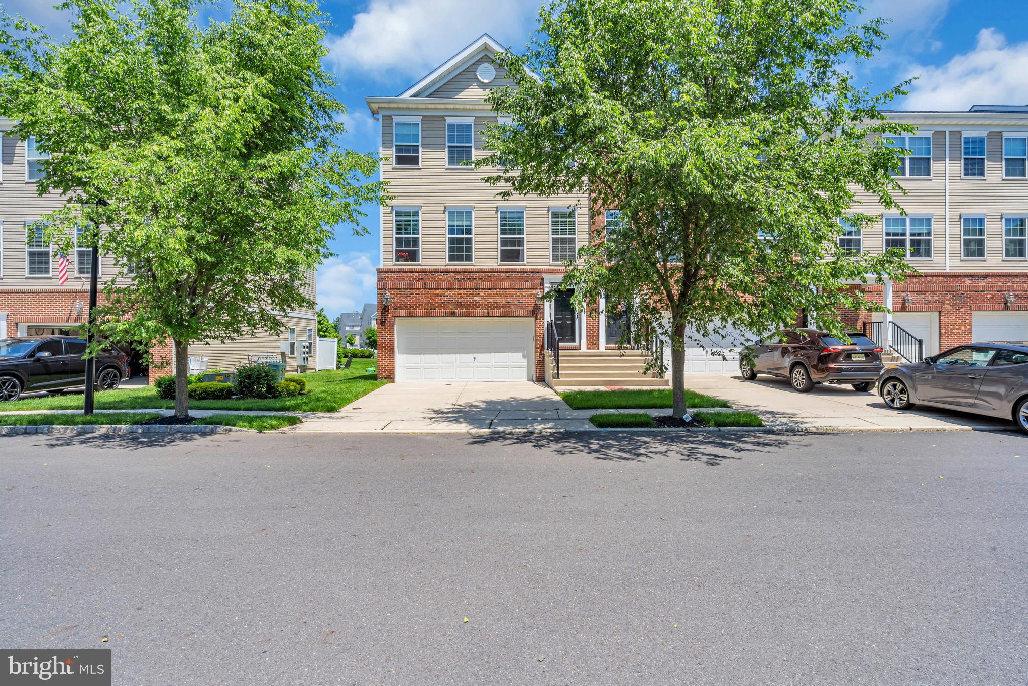 102 Creekside Way Burlington, NJ 08016 - Photo 2 of 40