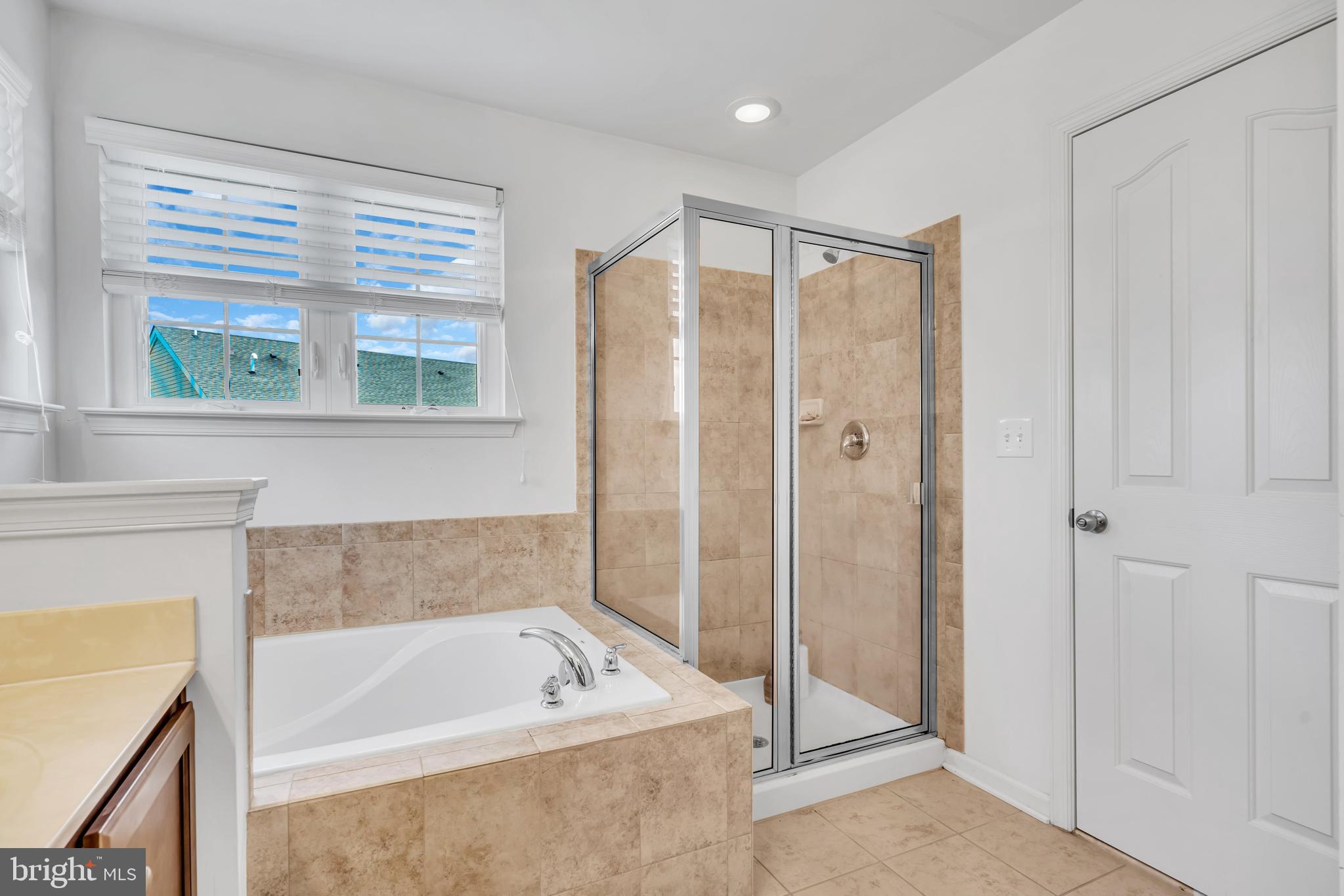 102 Creekside Way Burlington, NJ 08016 - Photo 25 of 40