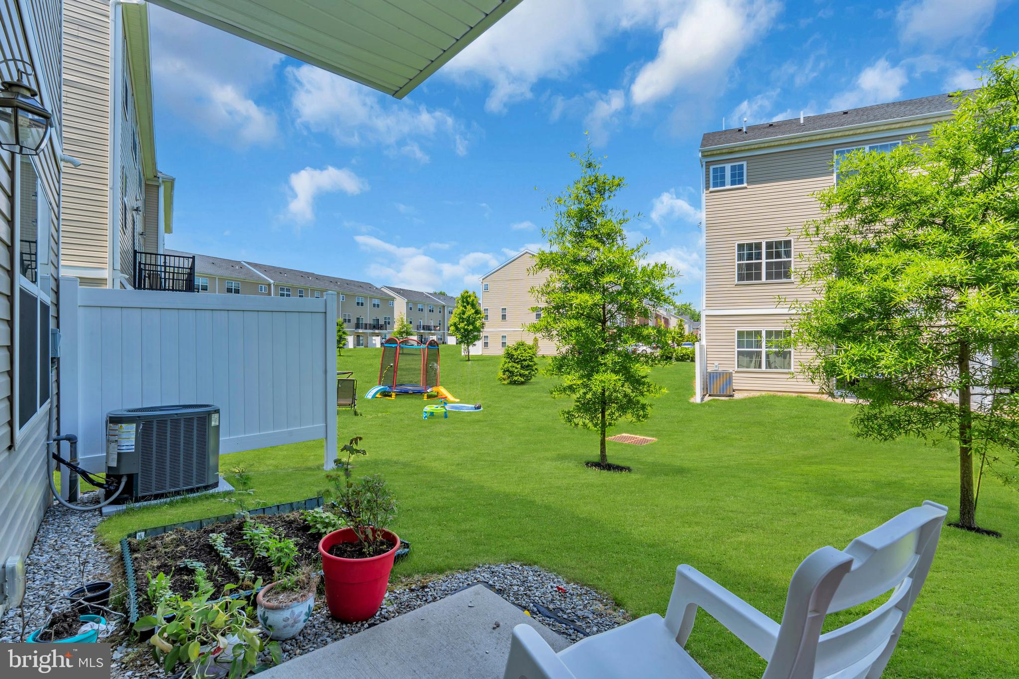 102 Creekside Way Burlington, NJ 08016 - Photo 37 of 40