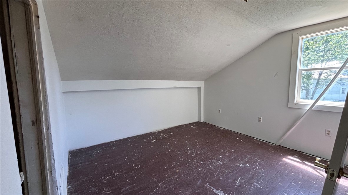 73 West Main Street Le Roy, NY 14482 - Photo 20 of 32 Bedroom 2