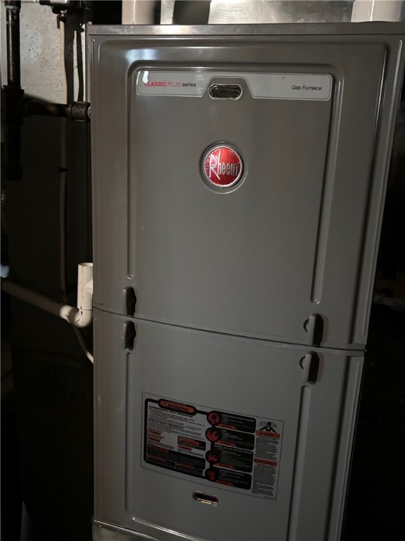 73 West Main Street Le Roy, NY 14482 - Photo 27 of 32 Hi Eff Gas Furnace