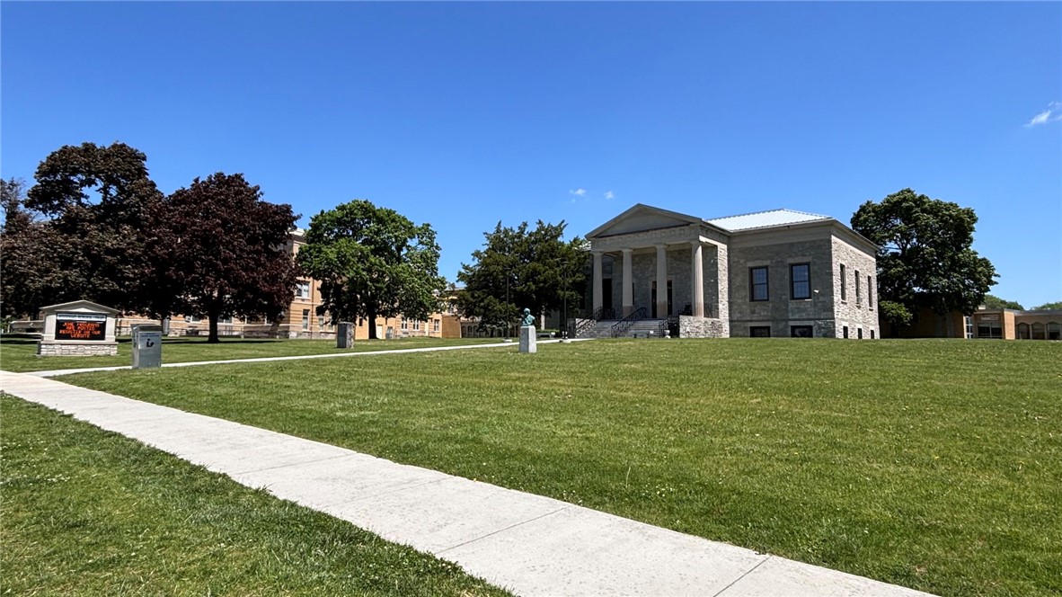 73 West Main Street Le Roy, NY 14482 - Photo 30 of 32 Library in Village of LeRoy