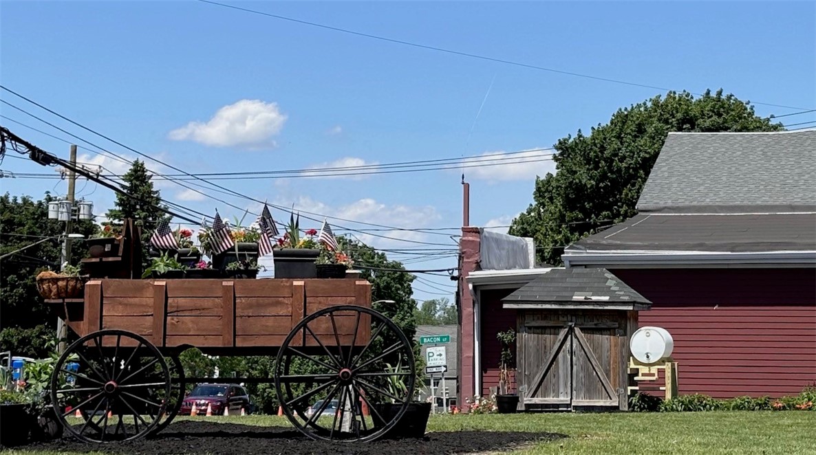 73 West Main Street Le Roy, NY 14482 - Photo 32 of 32 Entering the Village