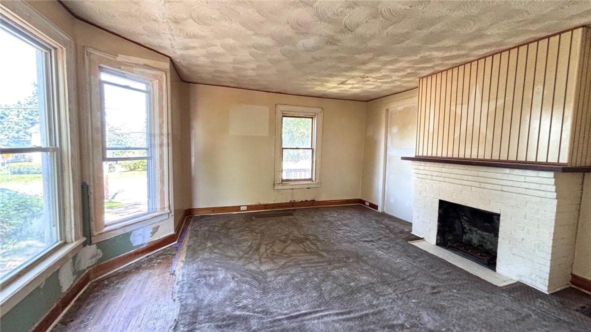 73 West Main Street Le Roy, NY 14482 - Photo 7 of 32 Living Room or possible 1st floor bedroom