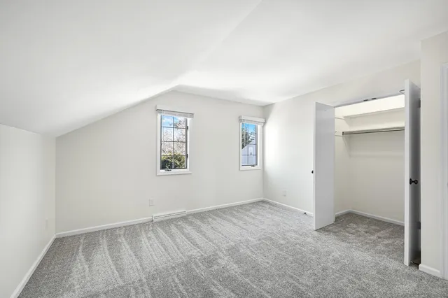 $495,000 | 10121 North Lee Court, Mequon, WI 53092