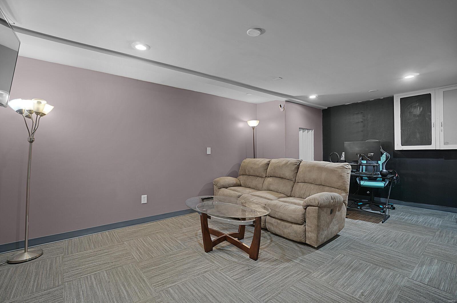2435 Walton Road St. Louis, MO 63114 - Photo 13 of 26 Gallery Image 13