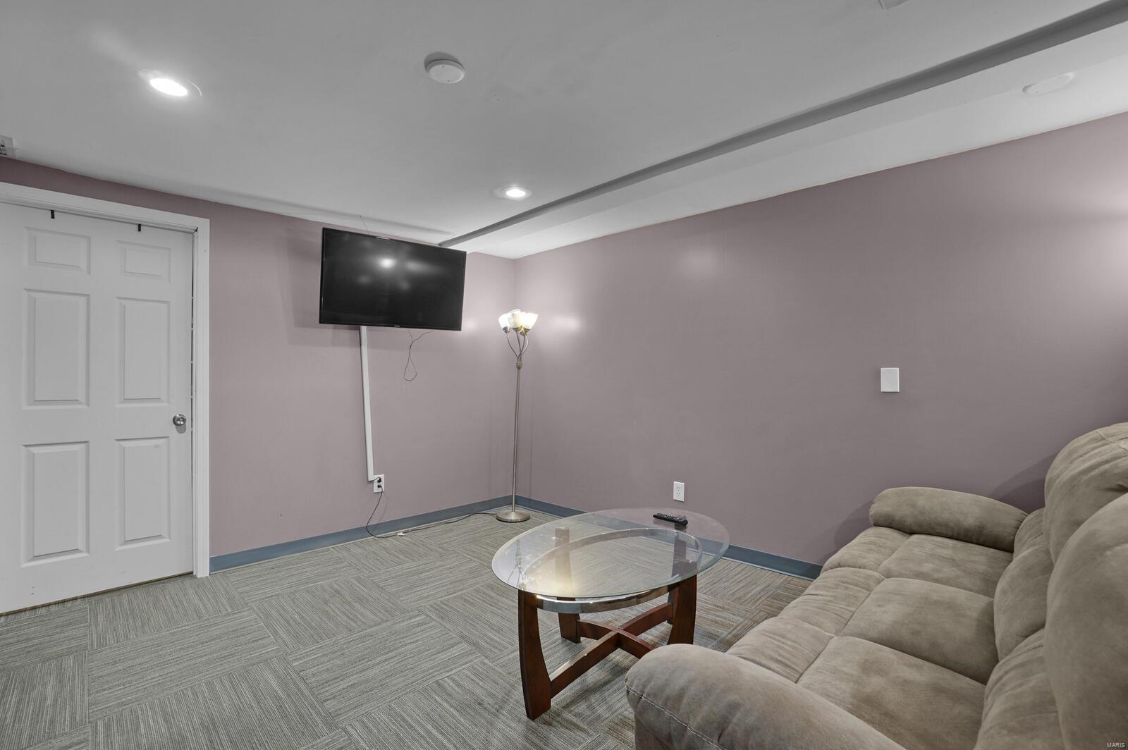2435 Walton Road St. Louis, MO 63114 - Photo 14 of 26 Gallery Image 14