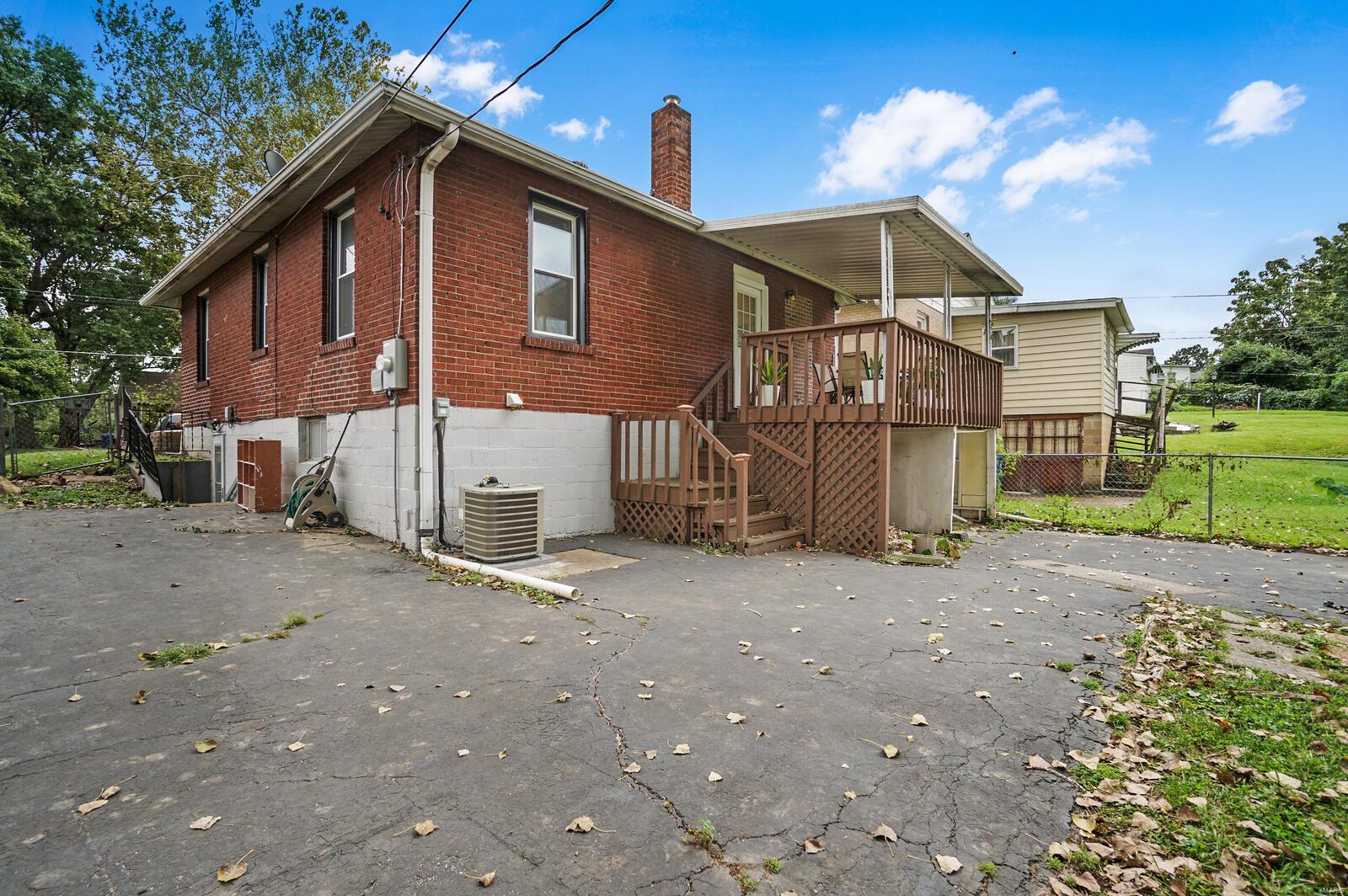 2435 Walton Road St. Louis, MO 63114 - Photo 22 of 26 Gallery Image 22